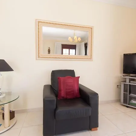 1 - Two Bed Penthouse Lejlighed *